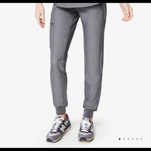 FIGS jogger scrub pant grey